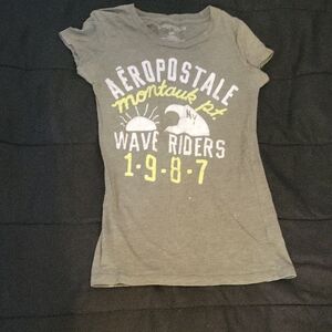 Aeropostale Gray Short Sleeve Graphic Tee